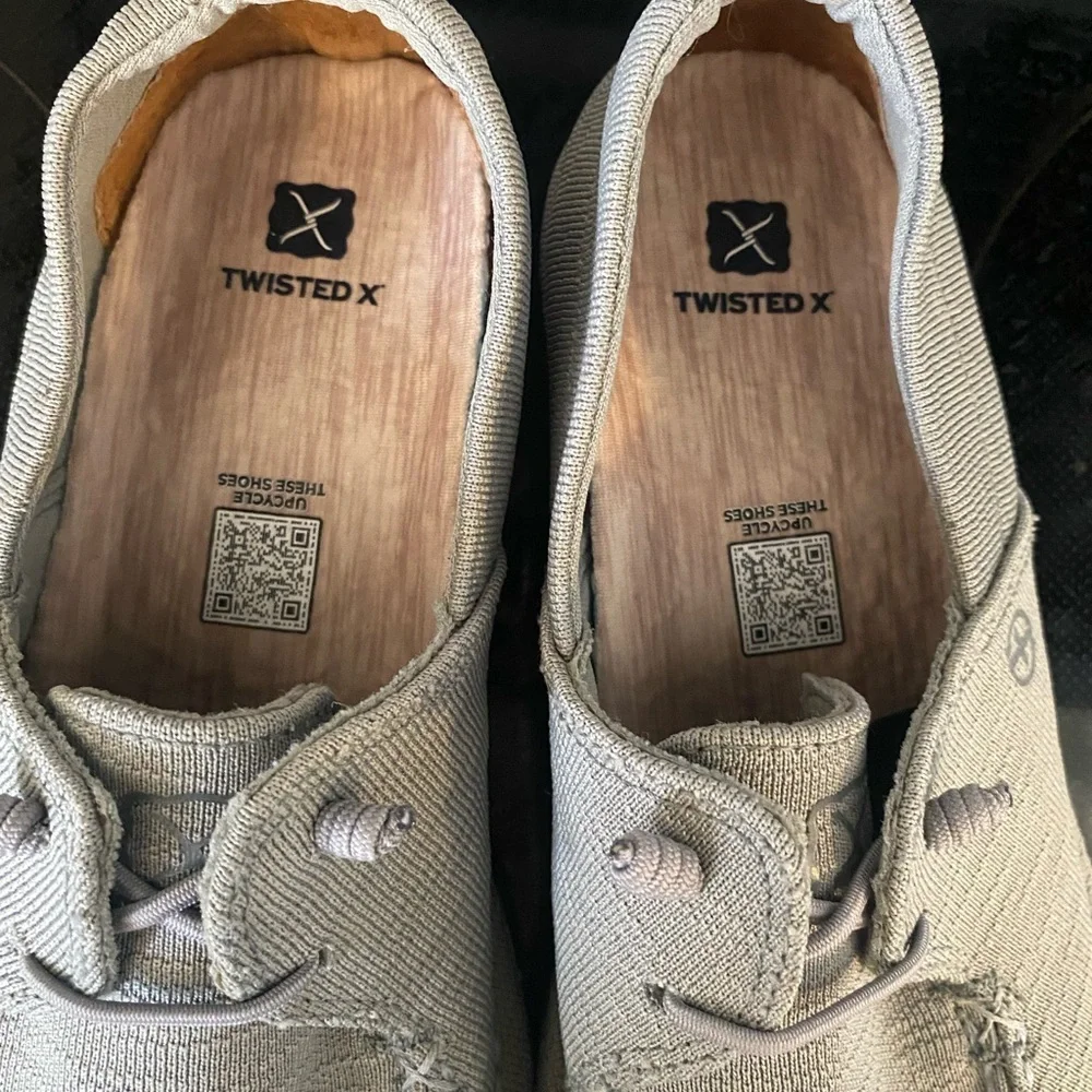 Twisted X Men’s Size 10 Eco Canvas Moc Toe Slip-On Shoes Beige Casual Comfort